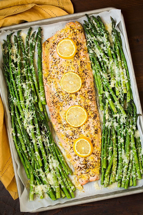Minute One Pan Salmon & Asparagus: Quick, Healthy, Flavorful Dinner
